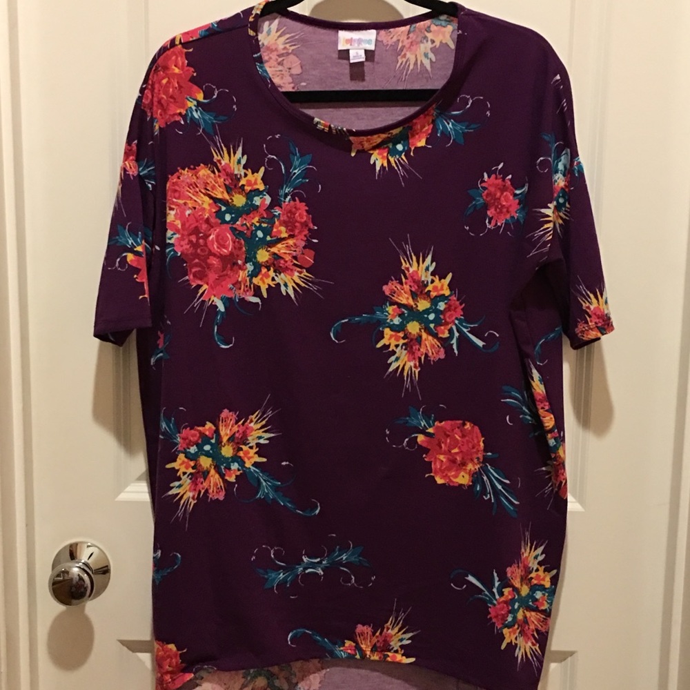 LulaRoe Irma Shirt S